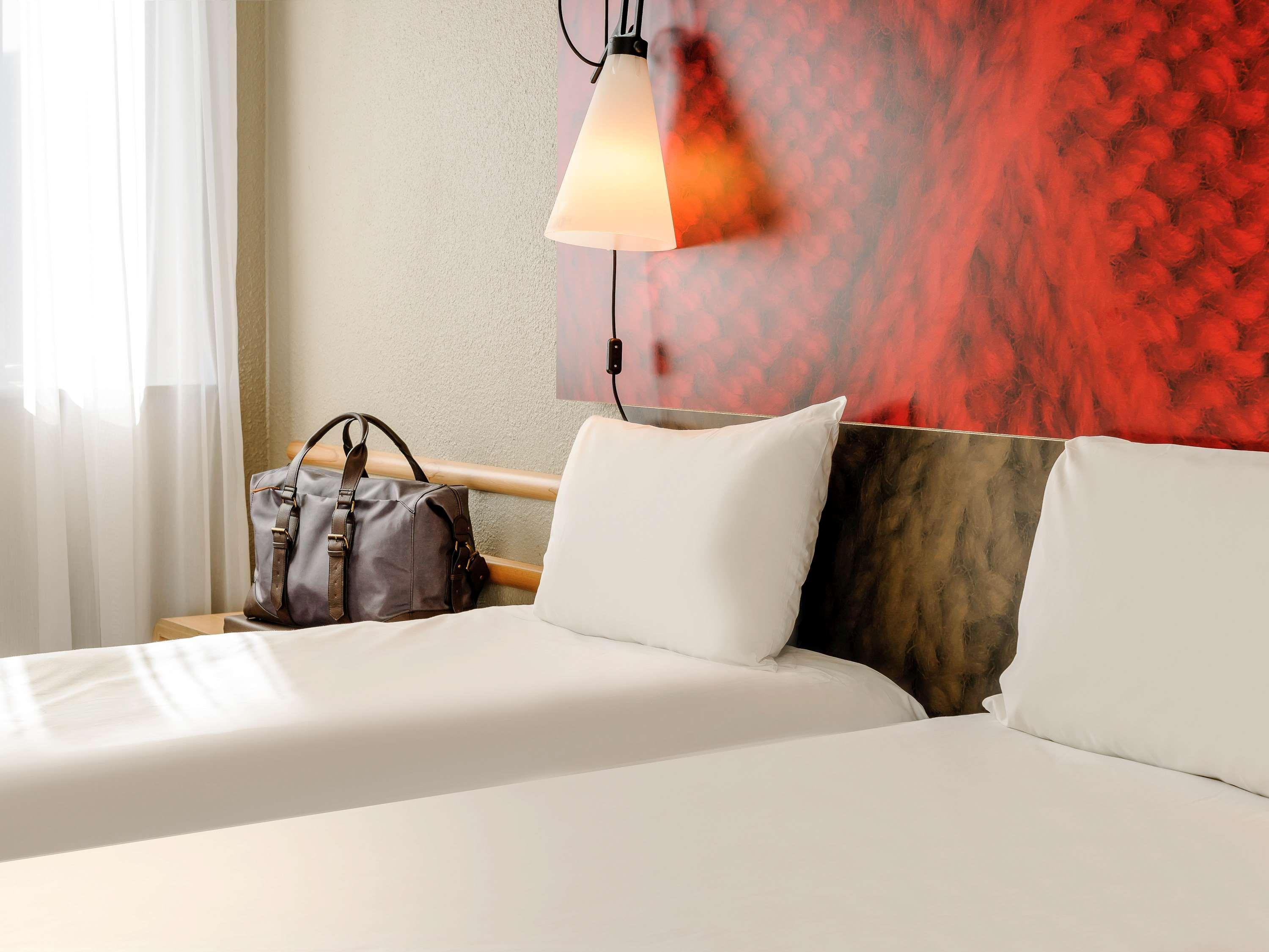 ไอบิส เบอร์ลิน มิทเทอ Hotel ภายนอก รูปภาพ