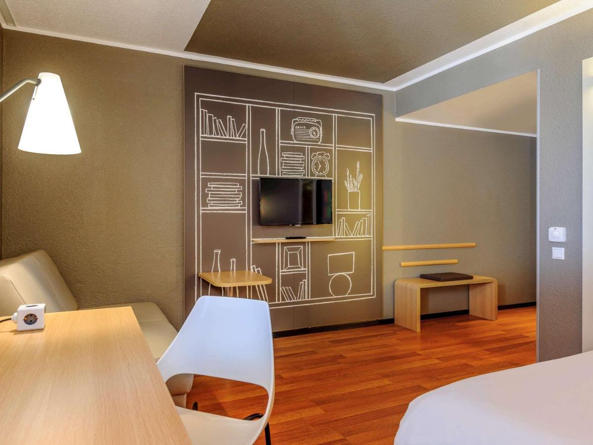ไอบิส เบอร์ลิน มิทเทอ Hotel ภายนอก รูปภาพ